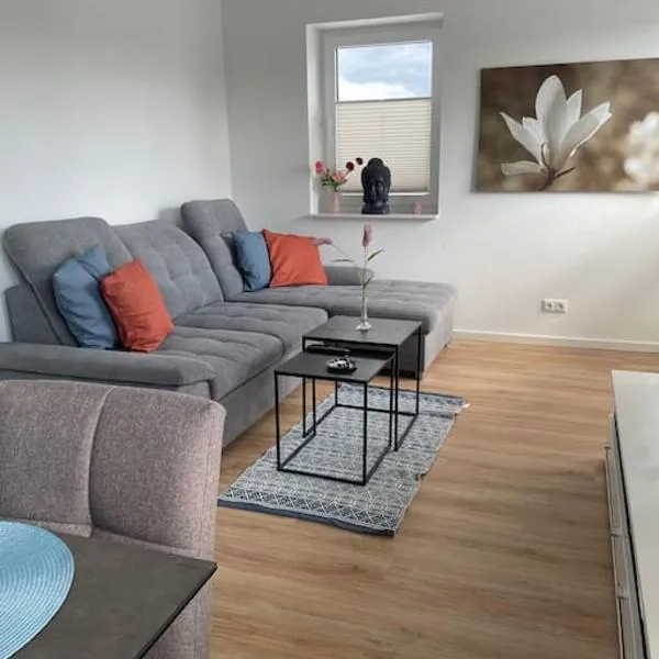 Große Moderne Penthouse Wohnung Mit Dachterrasse, hotel sa Elmshorn