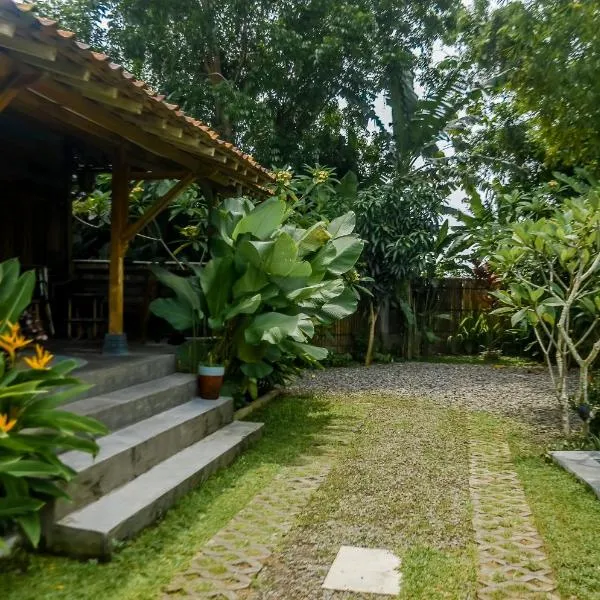 Villa Nextdoor Nature Yogyakarta, hotel sa Yogyakarta