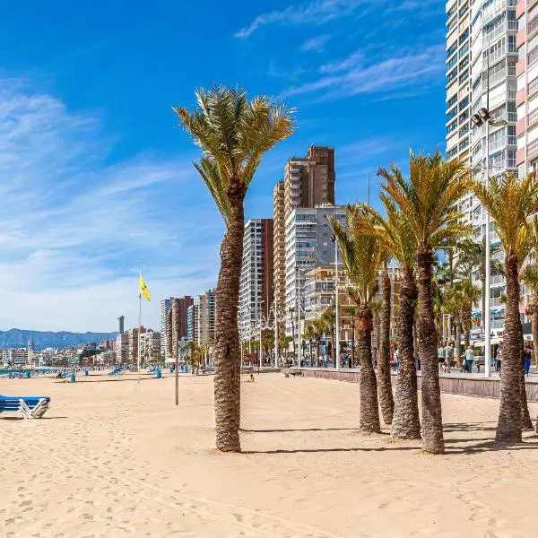 VIRGINIA Levante beach apartments, hotel v mestu Benidorm