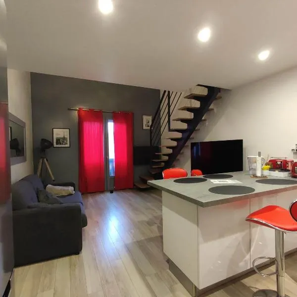 Duplex Autonome Cosy à Paris Roissy CDG, hôtel à Roissy-en-France