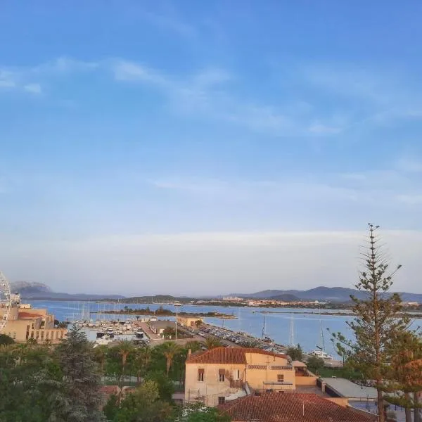 Antares Rooms and Suites, hotel em Olbia