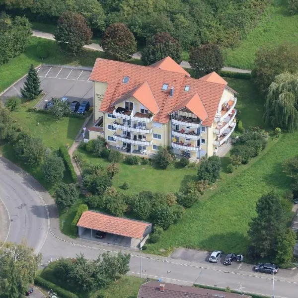 Ferienhaus Rheintalblick: Bad Bellingen şehrinde bir otel