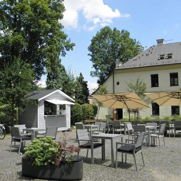 8pokoi OFKA, hotel a Cieszyn