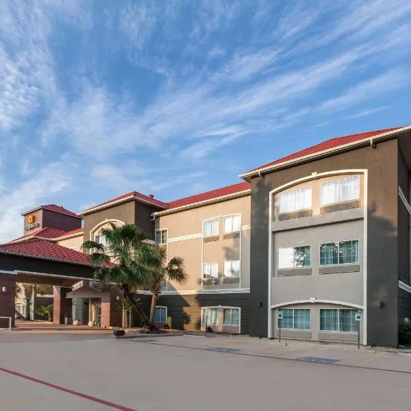 La Quinta by Wyndham Houston New Caney, hotell i New Caney