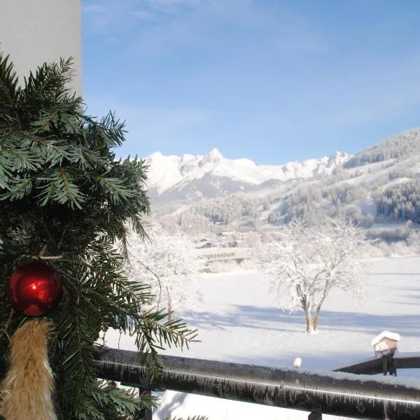 Familien-Bauernhof Neumoar, hotel em Mühlbach am Hochkönig