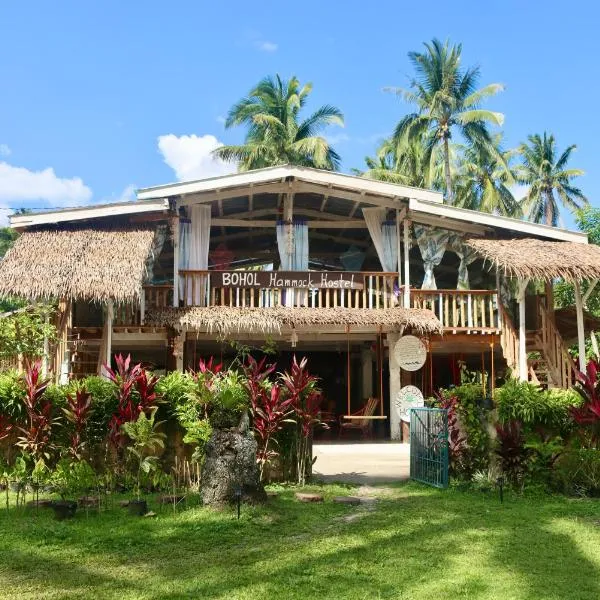 Bohol Hammock Hostel, hotel in Batuan