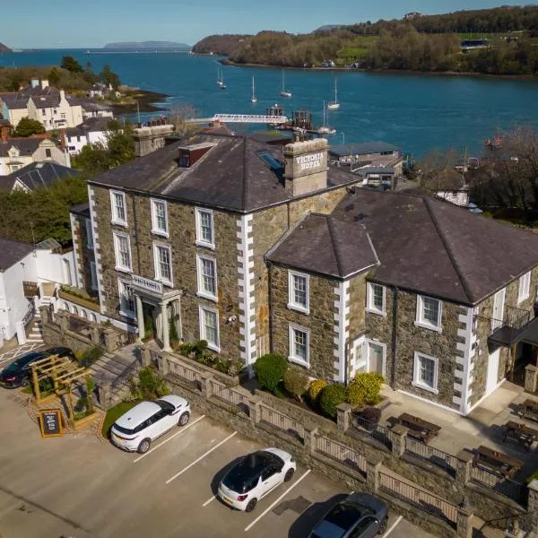 Victoria Hotel by Chef & Brewer Collection, hotel em Menai Bridge