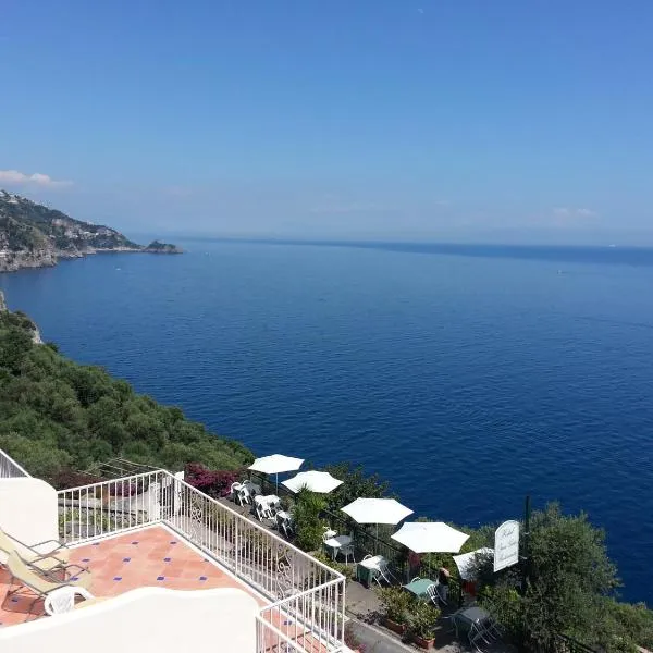 Open Gate, hotel di Praiano