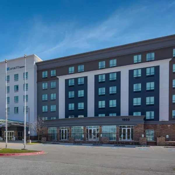 Hyatt House Bentonville Rogers, hotel u gradu 'Rogers'