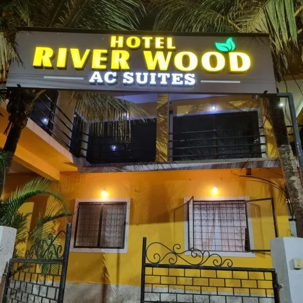 Joel's River Wood, отель Pernem