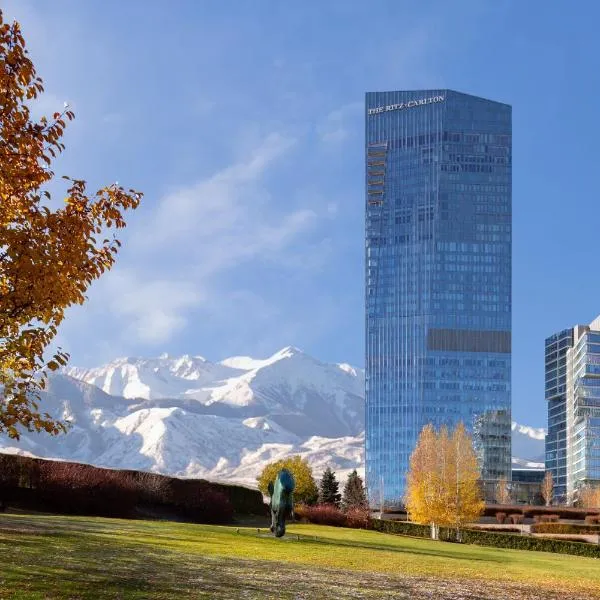 Almaty में, होटल The Ritz-Carlton, Almaty