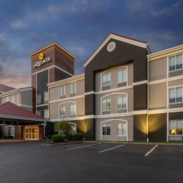 La Quinta by Wyndham Lexington South / Hamburg, מלון בNicholasville