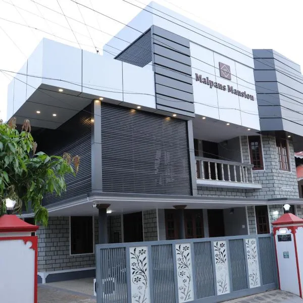 Malpans Mansion Villa, Hotel in Ernakulam