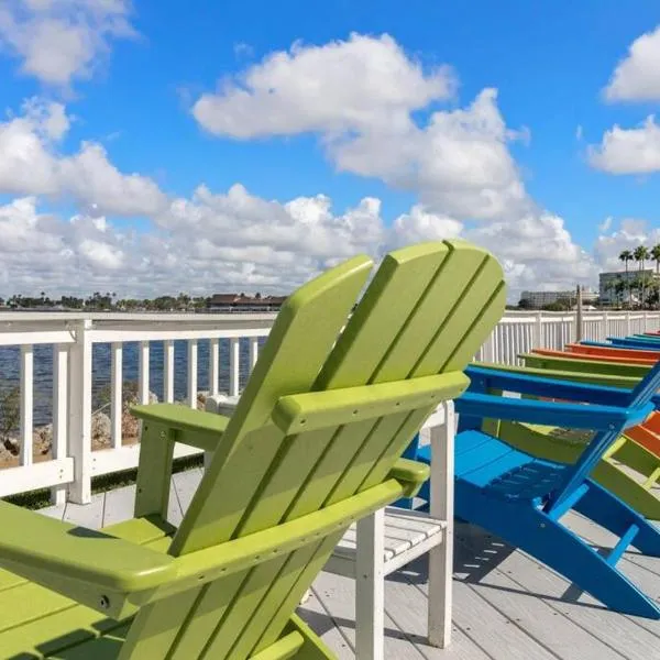 409-Waterfront View, WIFI, Pool, Close to BUCS Stadium – hotel w mieście Tampa