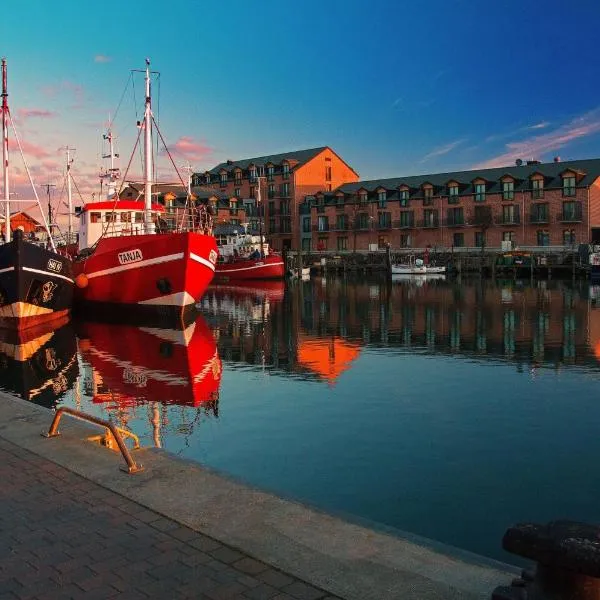 Hafenhotel Meereszeiten, hotel di Heiligenhafen