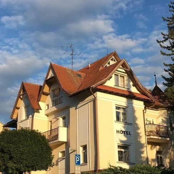 Viesnīca Hotel Lužná pilsētā Luhačovice