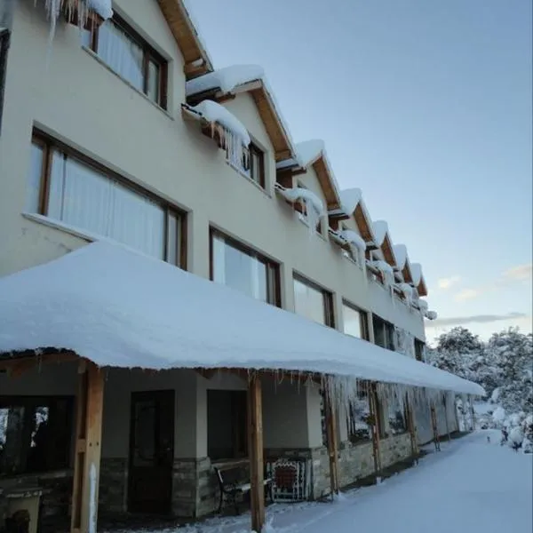 Peninsula de los Coihues, hotel em Villa Pehuenia