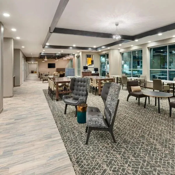 Residence Inn by Marriott Indianapolis Keystone, готель у місті Ноблсвілл