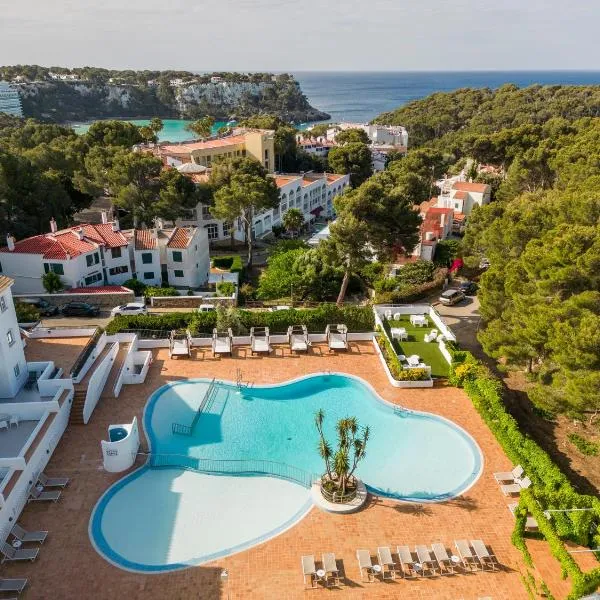 Ilunion Menorca, hotel v mestu Cala Galdana