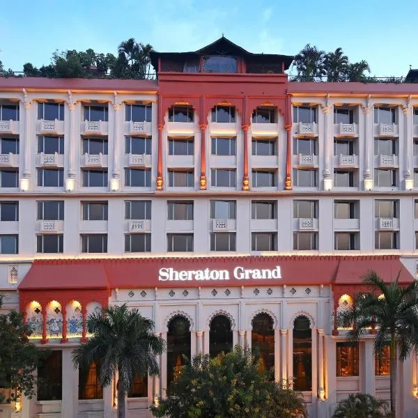 Sheraton Grand Pune Bund Garden Hotel, מלון בפונה