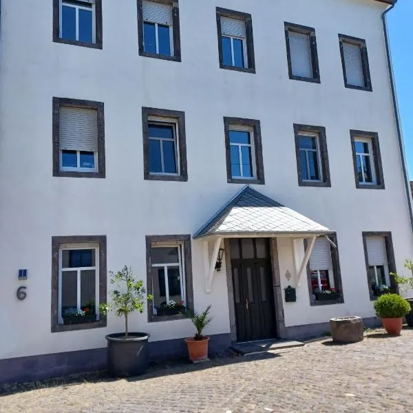 Gästehaus Frevel, hotel a Wierschem