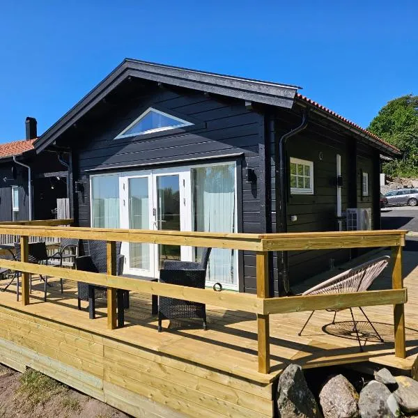 Attefallshus Nära Havet Norranäs, hotell i Varberg