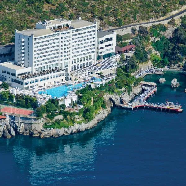 Korumar Hotel Deluxe, hotel v destinaci Kusadası