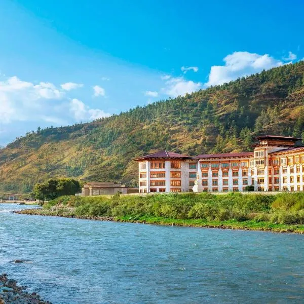 Le Meridien Paro Riverfront, hótel í Paro