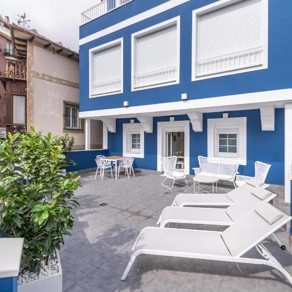 VILLA MARTA - Apartamentos céntricos junto al mar, khách sạn ở Castro-Urdiales