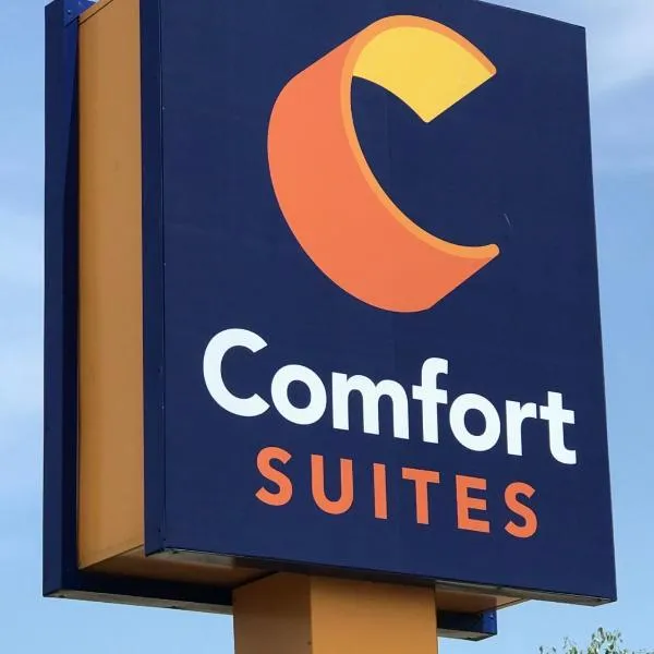 Comfort Suites near Route 66, hotel v mestu Springfield