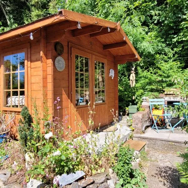 Tan y coed's Rosemary Cabin, hotel di Llanrwst