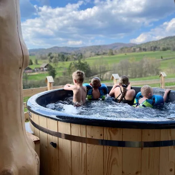 Góralskie Domki na Podhalu - z jacuzzi, hotel em Czorsztyn