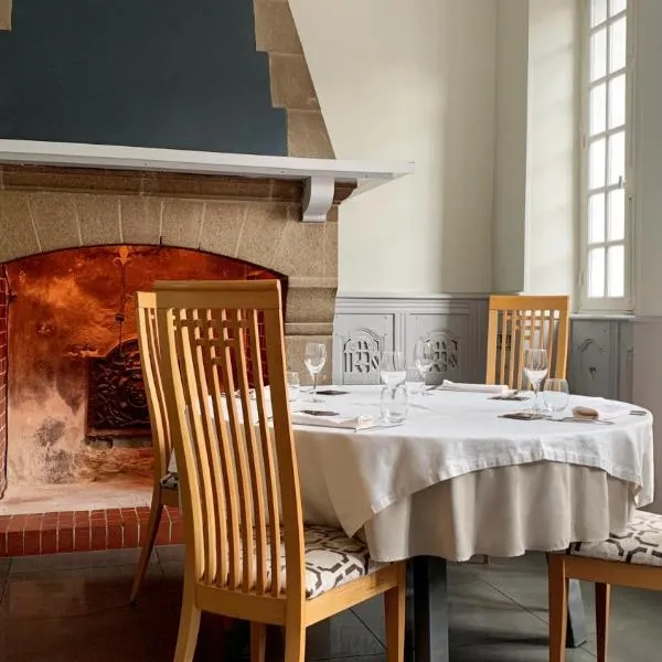 Hôtel De France - Restaurant L'insolite, hotelli kohteessa Douarnenez