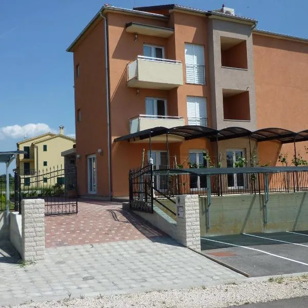 Bed & Breakfast Grgic, hótel í Novigrad Istria