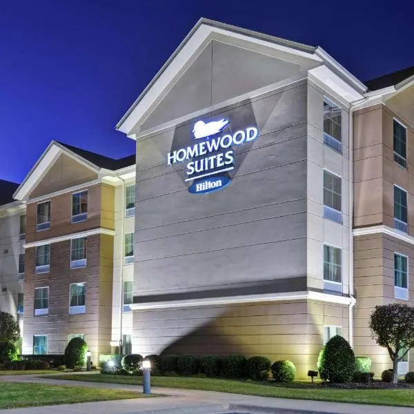 Homewood Suites by Hilton Fayetteville โรงแรมในเฟย์เอตต์วิลล์