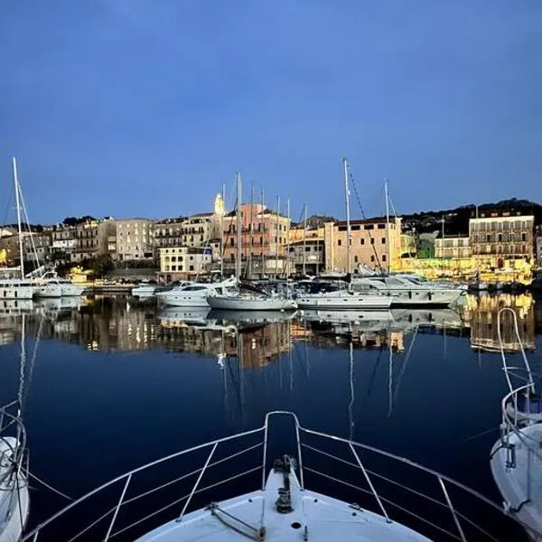 Bateau Vedette 14 mètres, hotel em Propriano