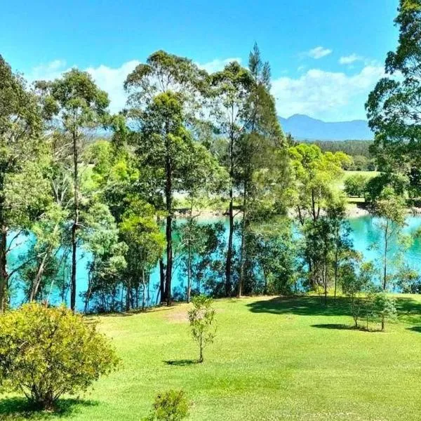 The Glade, peace among the trees on the river, hotel v destinaci Nambucca Heads