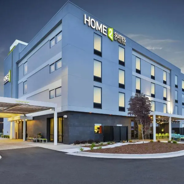 Home2 Suites By Hilton Holland, hótel í Holland