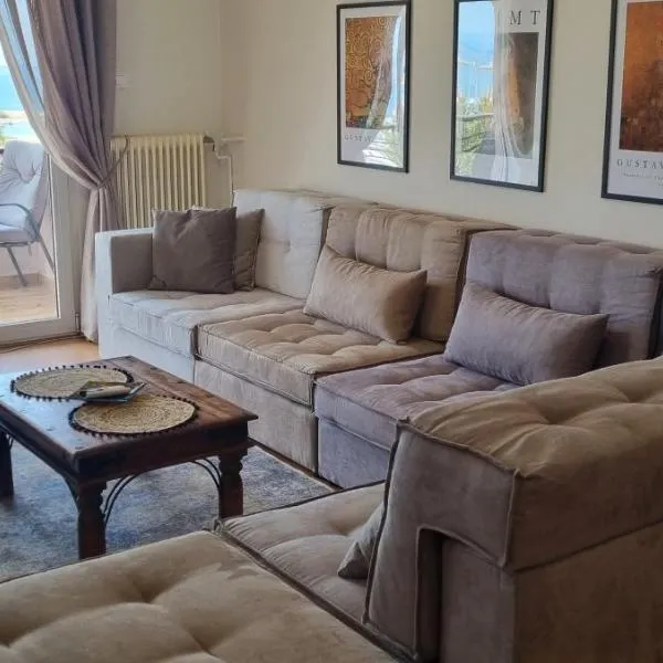 Amazing sea view apartment in the city center!, hotel en Alexandroupolis