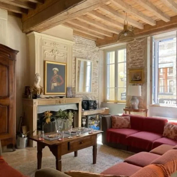 La maison de Lea, chambres d'hôtes de 14 couchages, hotel sa Tournus