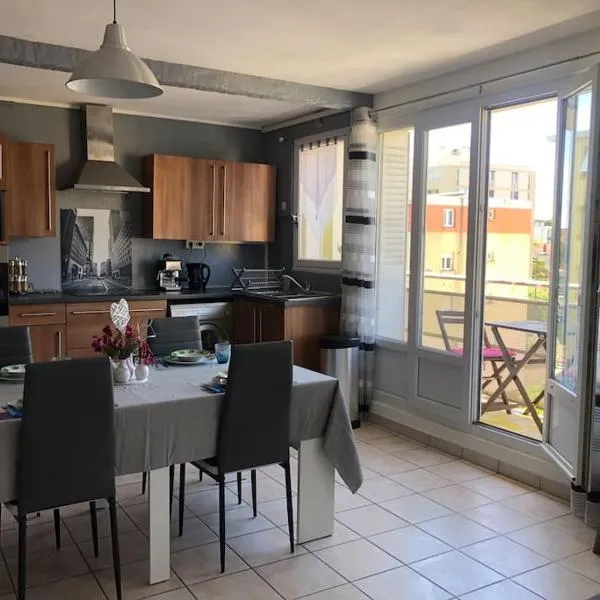 Appartement balcon, place de parking, centre ville, hotel a Valence