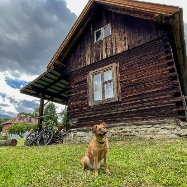 Drevenica JURsport Dúbrava, hotel u gradu 'Bešeňová'