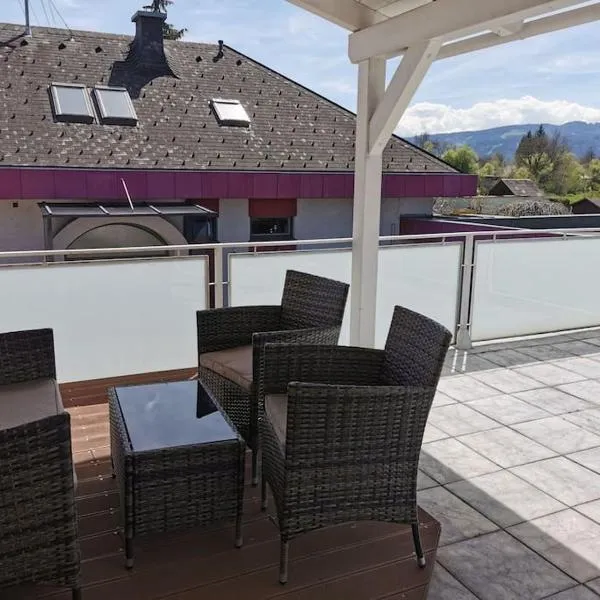 Großzügige Wohnung mit Terrasse, hotel v destinácii Zeltweg