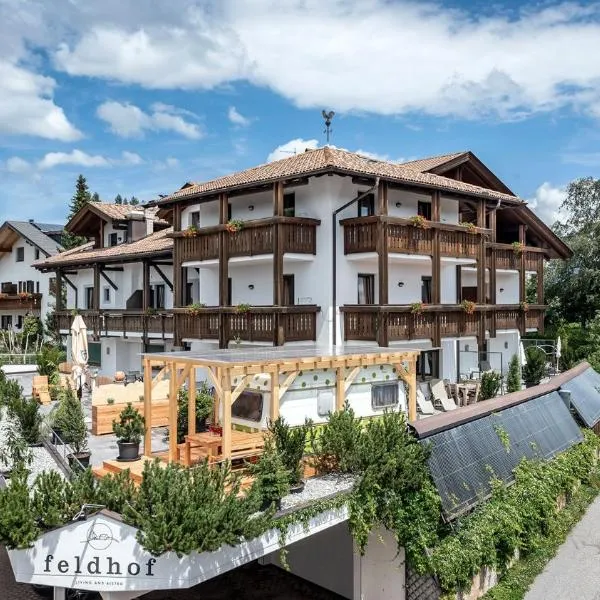 Apparthotel Feldhof - Living and Bistro, hotelli kohteessa Laives