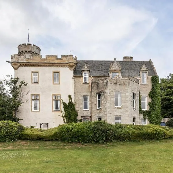 Tulloch Castle Hotel ‘A Bespoke Hotel’, hotell Dingwall