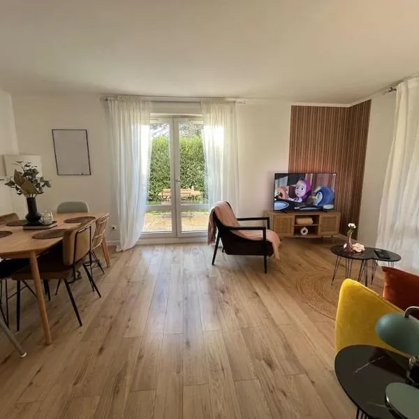 Hana Home T2 Spacieux avec jardin privatif, hotel di Montigny-le-Bretonneux