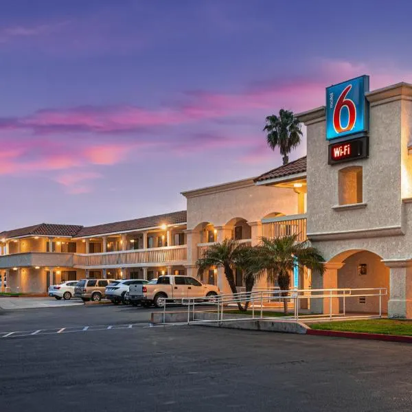 Motel 6-Carlsbad, CA Beach, hotel sa Carlsbad