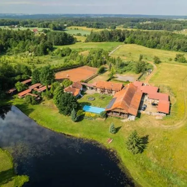 Agroturystyka "Dworek u Pelców", hotel v destinácii Mrągowo