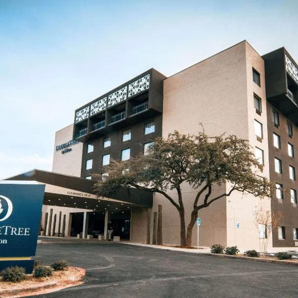 Doubletree By Hilton Lubbock - University Area, hôtel à Lubbock