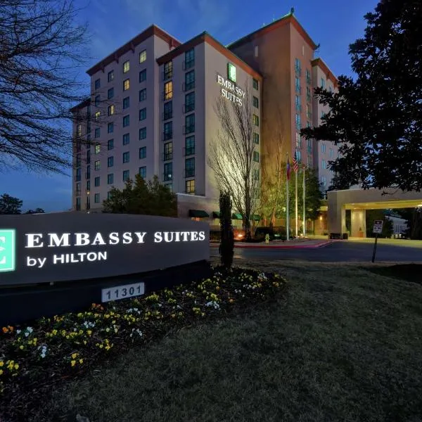 Embassy Suites Little Rock, viešbutis mieste Litl Rokas